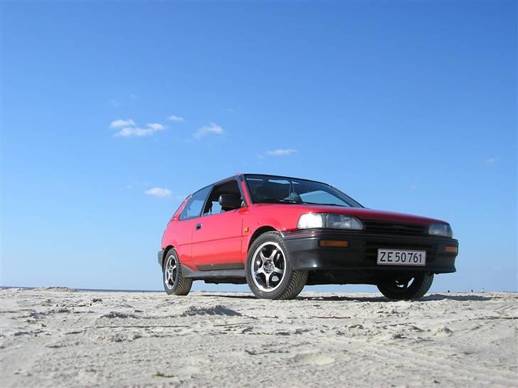 Toyota Corolla GSI solgt - Ude i solen :) billede 3