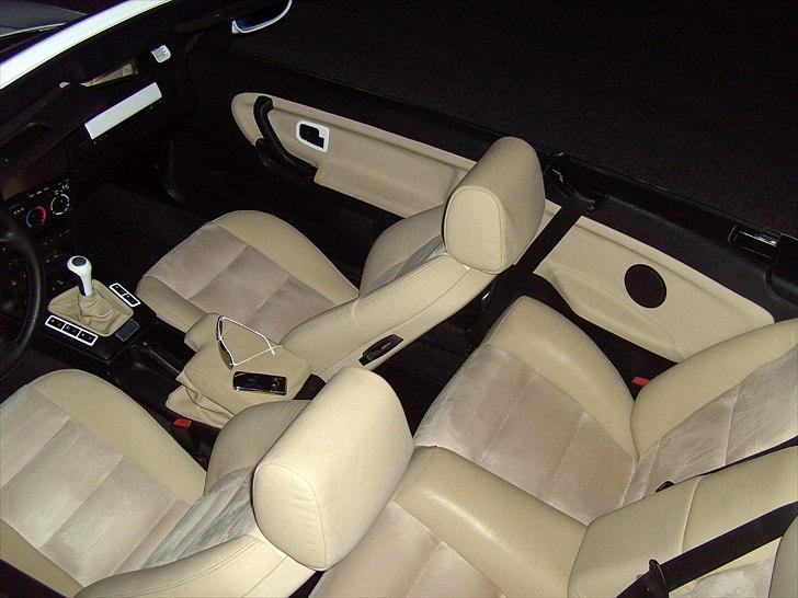 BMW E60 Cabrio The One - Nybetrukket ægte læder med Alcantare i midten gør bilen mere stilren og originalt. billede 13