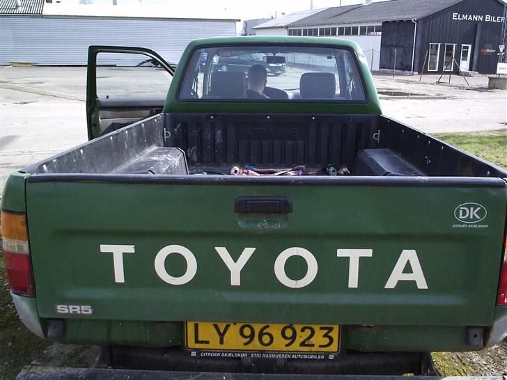 Toyota Hi-Lux SOLGT billede 4