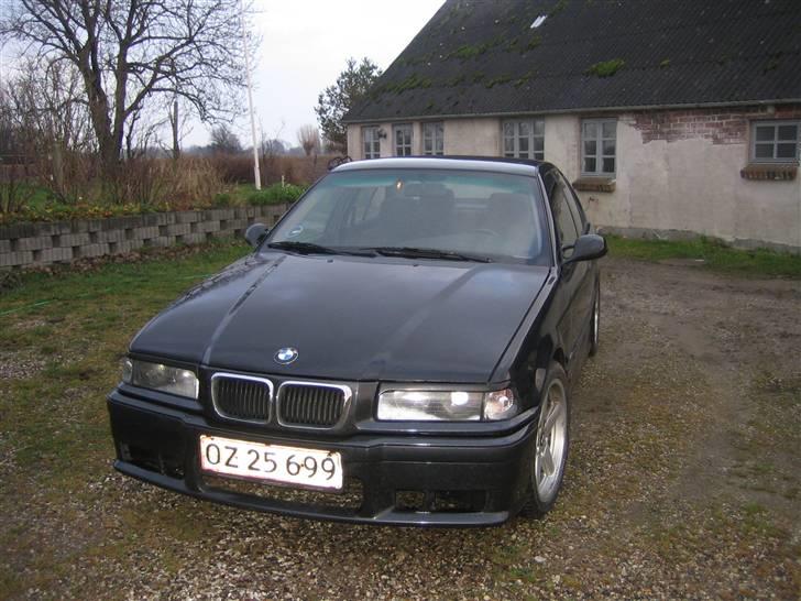 BMW E36 billede 1