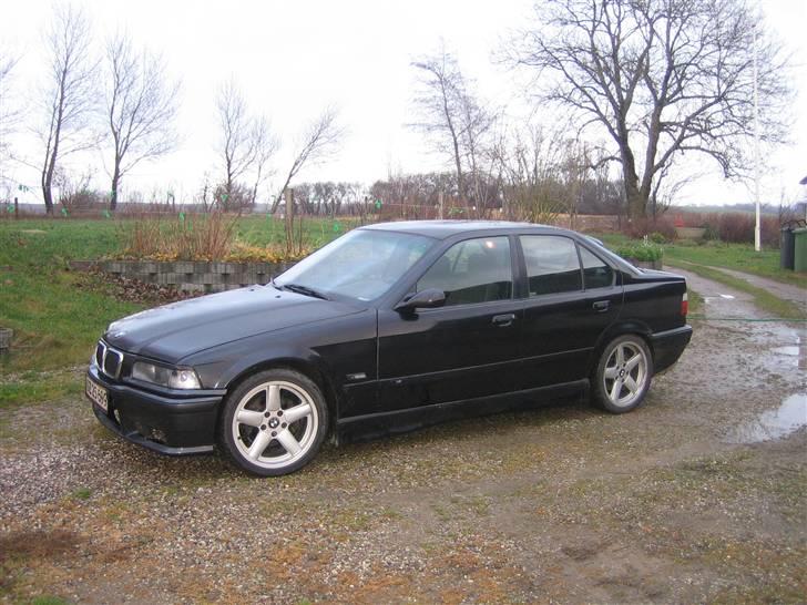 BMW E36 billede 2