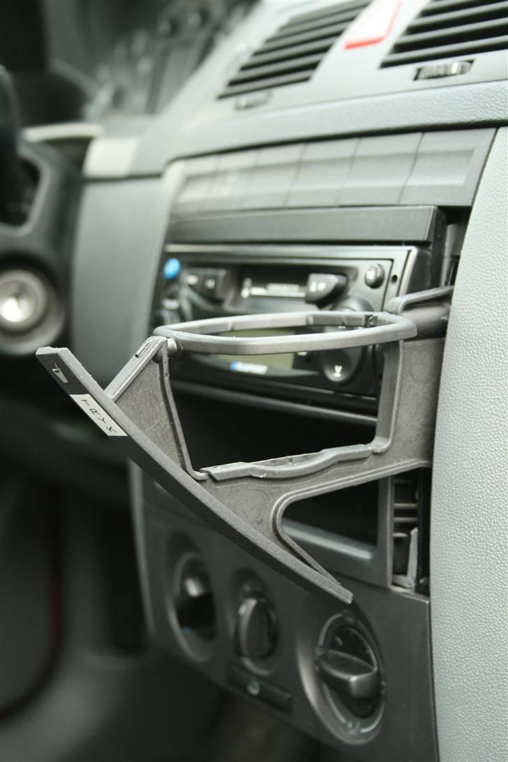 Skoda Fabia 1.2 HTP Classic - Kopholderen = standard og dejlig! billede 3