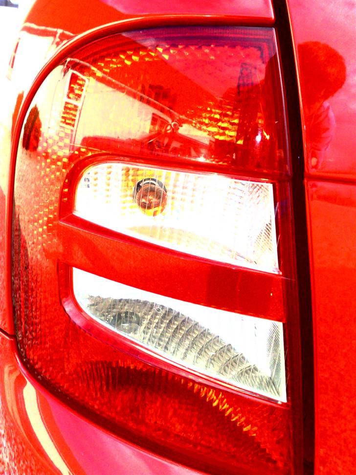 Skoda Fabia 1.2 HTP Classic - Den gamle models baglygter :D  billede 12
