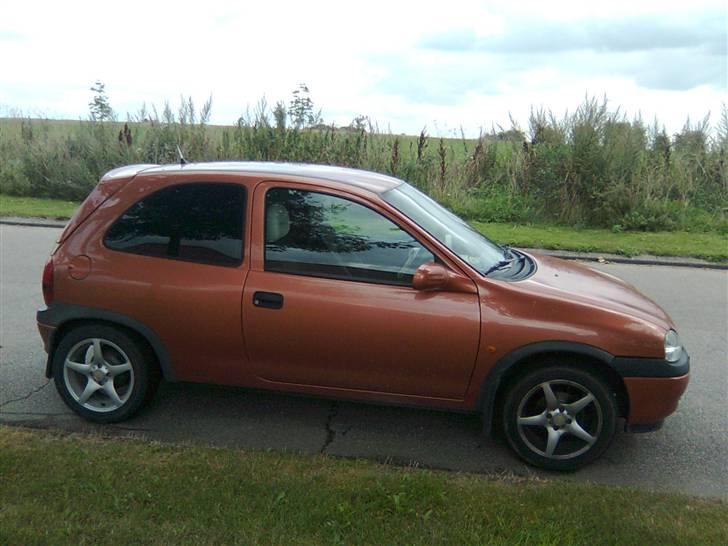 Opel Corsa B billede 1