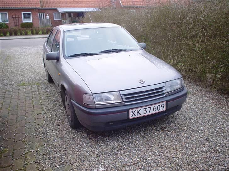 Opel vectra  *skrottet* billede 1