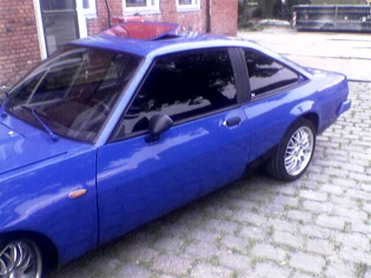 Opel manta b (Solgt) billede 2
