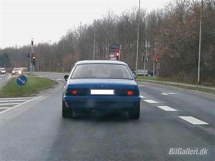 Opel manta b (Solgt) billede 11