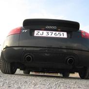 Audi TT coupe Quattro (SOLGT) 