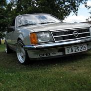 Opel Commodore C 2,5 