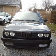 BMW 320i      solgt