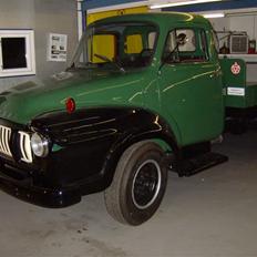 Vauxhall bedford j1 