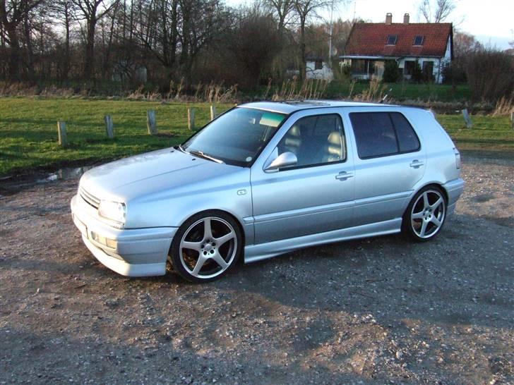VW Golf 2,8 VR6 - Min VR6 fra den venstre side billede 2
