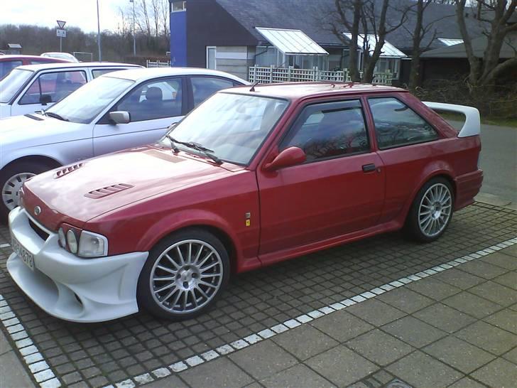 Ford escort solgt og død også - så kom der sgu 17" på den lille escort ser sgu godt ud :) billede 12