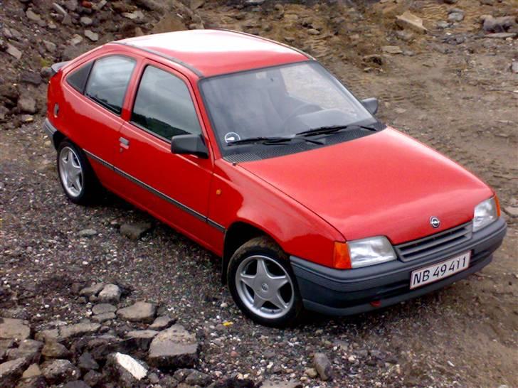 Opel Kadett(Stjålet og brændt) billede 13