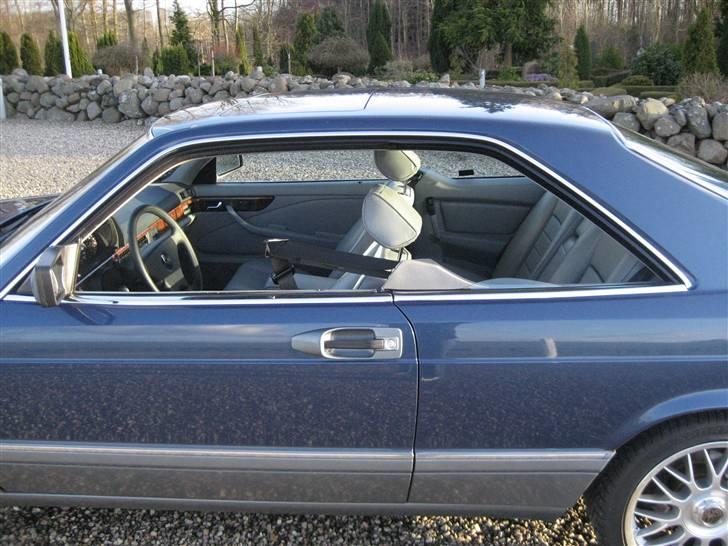 Mercedes Benz 560 SEC.. - Rammeløse vinduer. Ja jeg syntes det ser alt for lækkert ud. billede 20