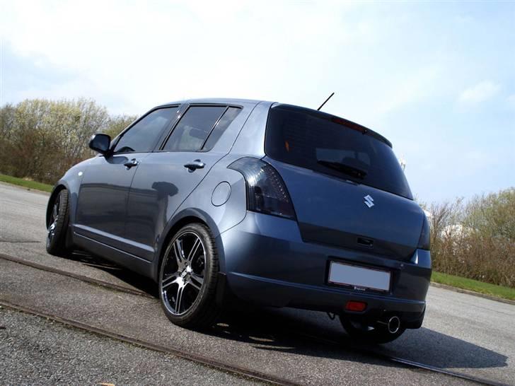 Suzuki Swift GL-J billede 3