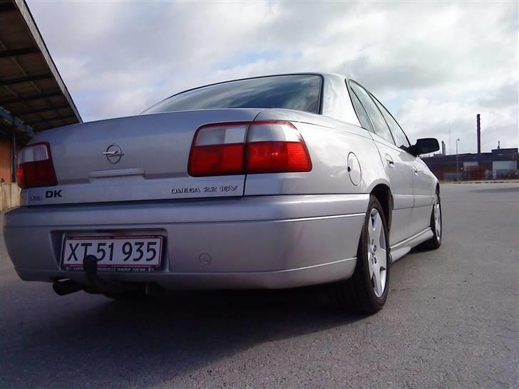 Opel Omega billede 14
