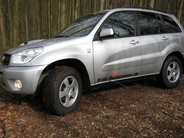 Toyota Rav 4 2,0 D4D *solgt* billede 8