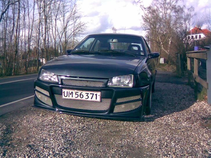 Opel kadett gsi ((SOLGT)) billede 4