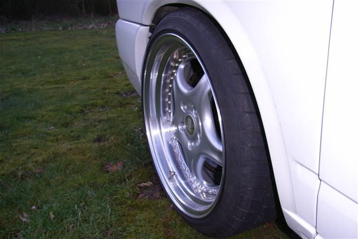 VW TRANSPORTER ALLROUNDER  - 9,5 * 18  et 46 med 245/35-18 dæk..... billede 11
