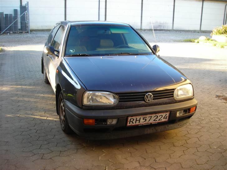 VW Golf 3 *SOLGT* - galelt billed billede 5