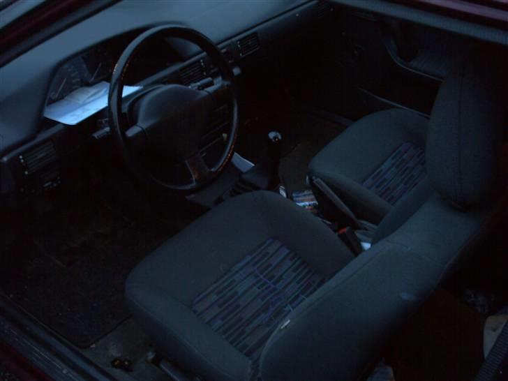 Mazda 323 billede 2