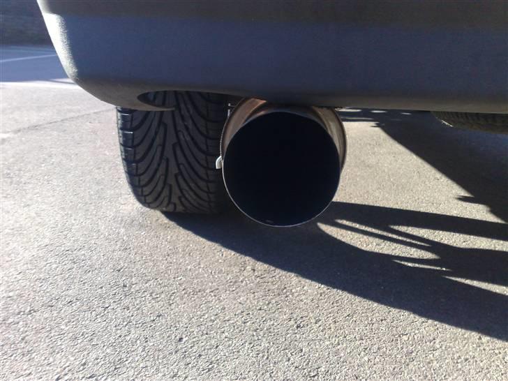 Peugeot 309 1,4i GLX SOLGT - 4 " afgang.....Der sgu hul igennem :-D billede 5