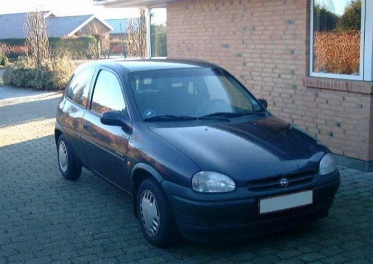 Opel Corsa B **TOTAL SMADDERET billede 1