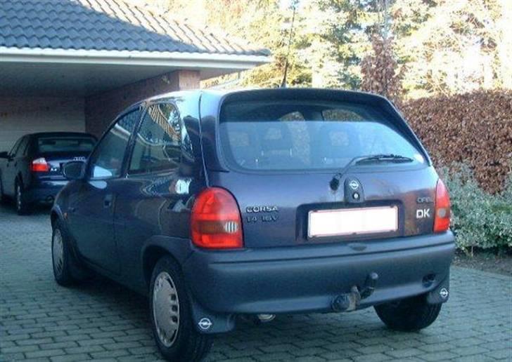 Opel Corsa B **TOTAL SMADDERET billede 3
