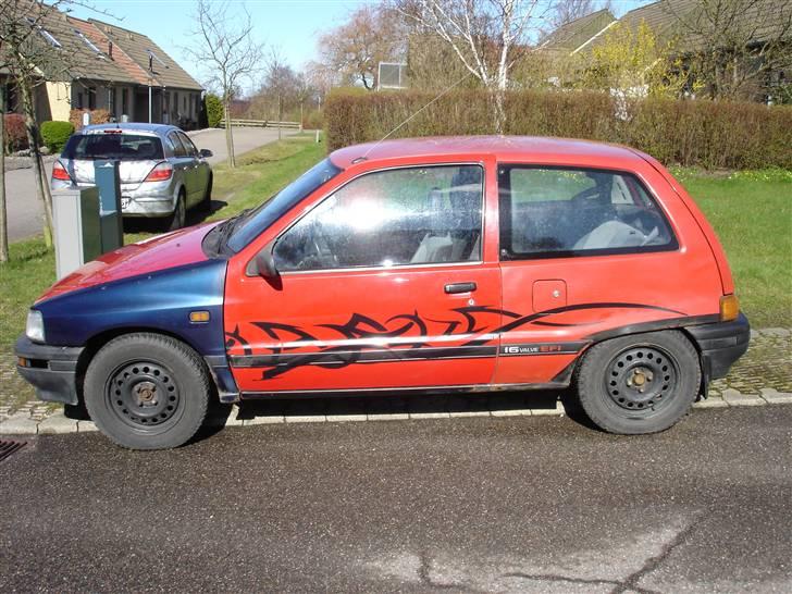 Daihatsu Charade solgt billede 7