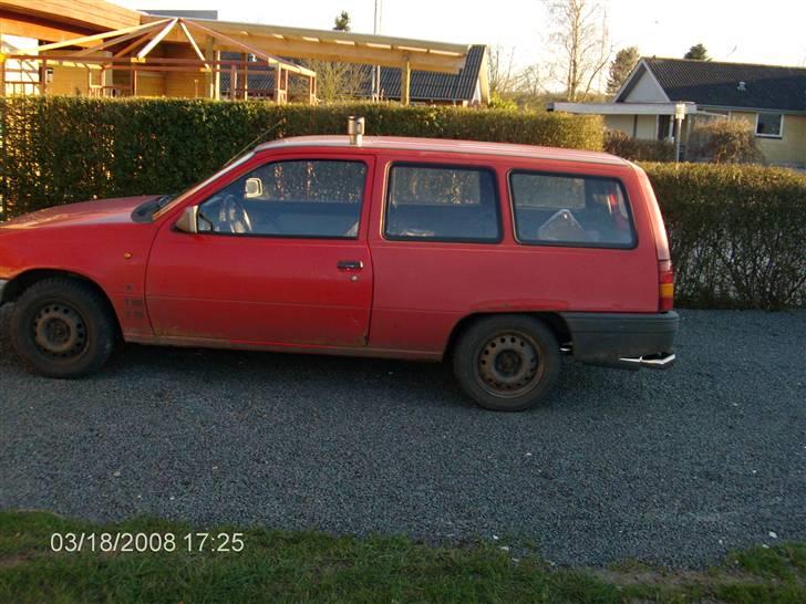 Opel kadett e  r.i.p billede 3