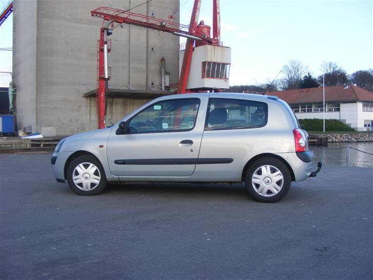 Renault Clio ll 1.2 16V TILSALG billede 6