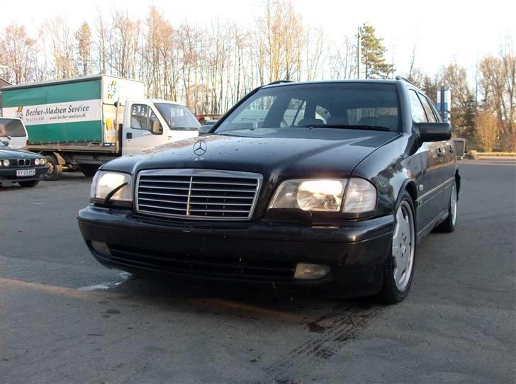 Mercedes Benz C43 AMG billede 2