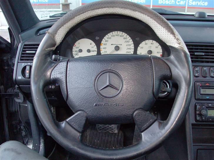 Mercedes Benz C43 AMG billede 6