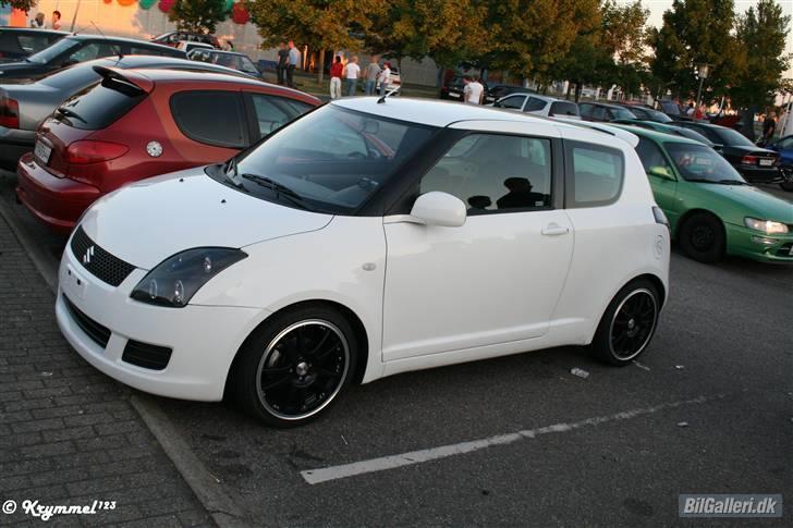 Suzuki Swift - skudt af Krymmel¹² ³  billede 13