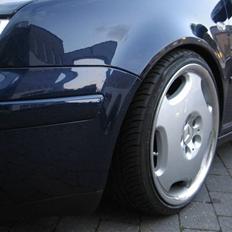 VW Bora 2,0 Totalskadet