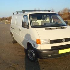 VW Transporter 2,5TDI Lang