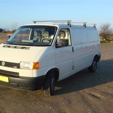 VW Transporter 2,5TDI Lang