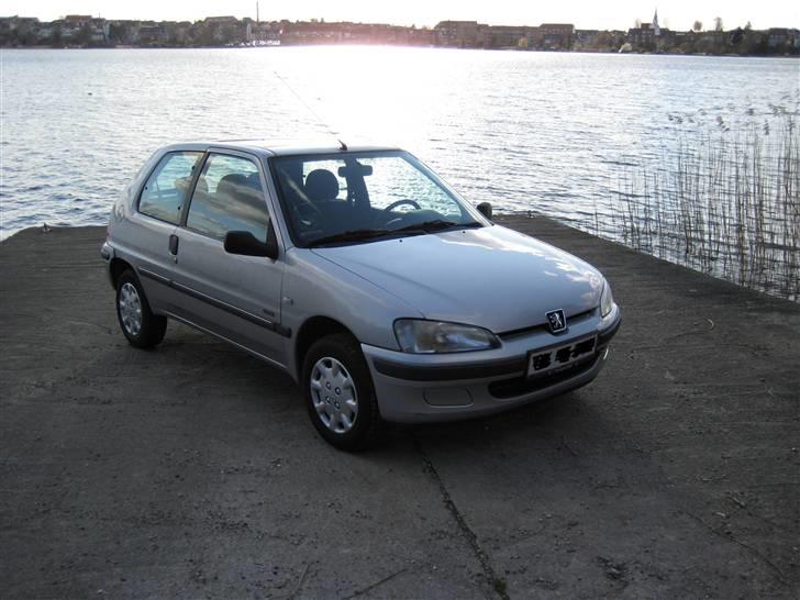 Peugeot 106 zen SOLGT billede 4