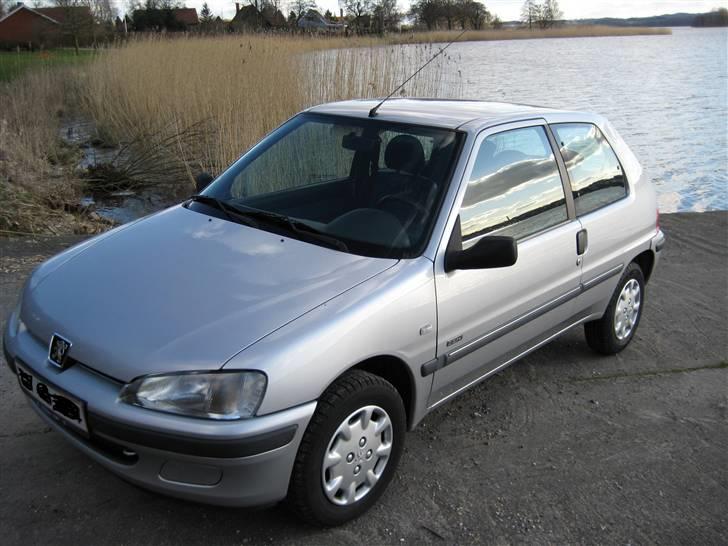 Peugeot 106 zen SOLGT billede 5