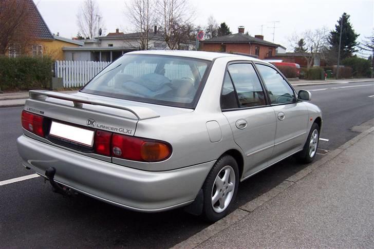 Mitsubishi Lancer 16v billede 3