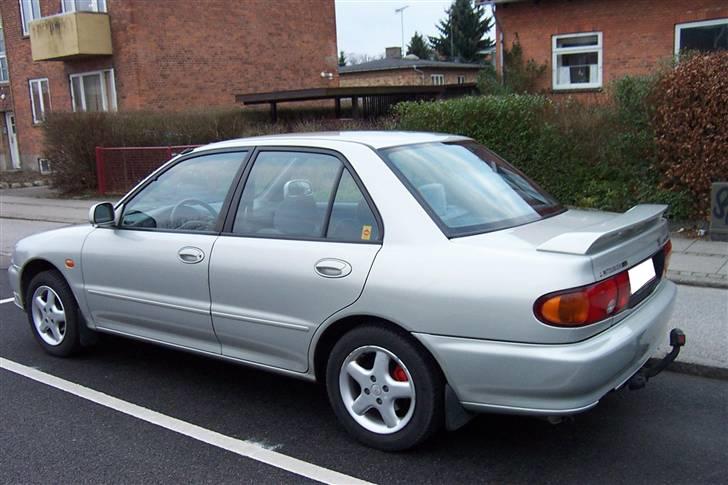 Mitsubishi Lancer 16v billede 4
