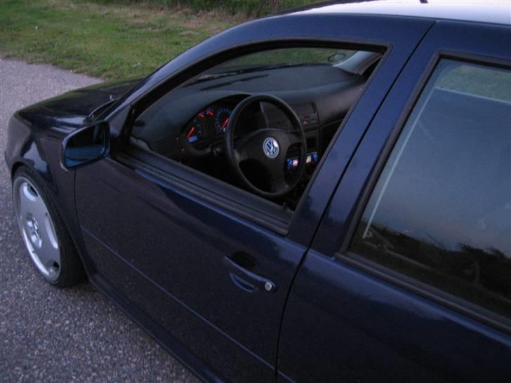 VW Bora 2,0 Totalskadet billede 4