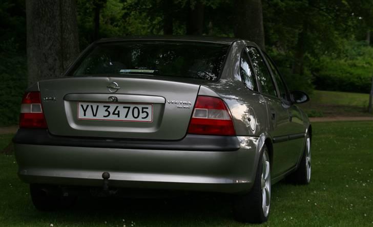 Opel Vectra B 1.8 *Solgt* billede 10