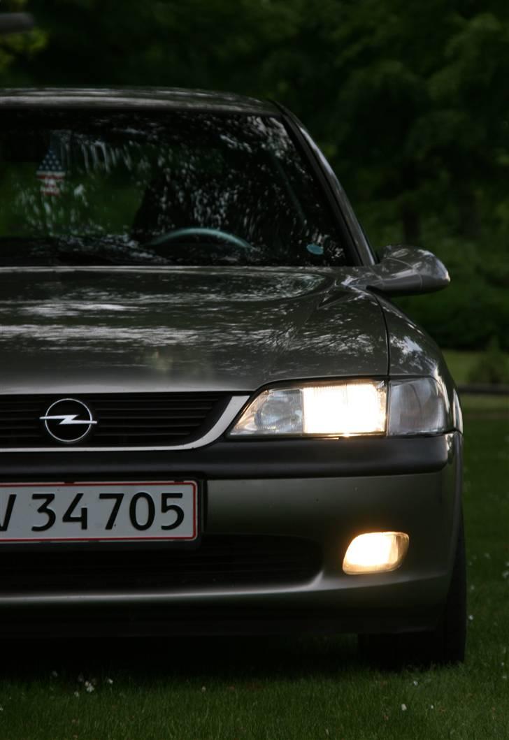 Opel Vectra B 1.8 *Solgt* billede 11