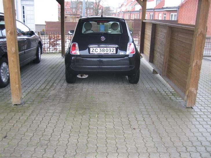 Fiat 500 - Den kan liiiiige være i carporten...  billede 12