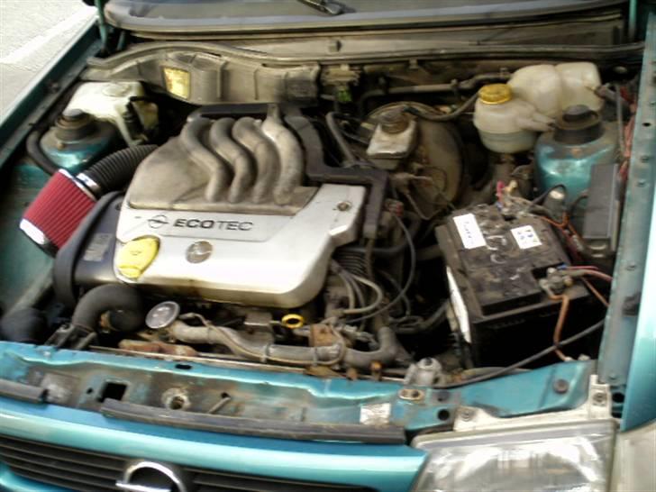 Opel astra 1.6i 16v (solgt) billede 1