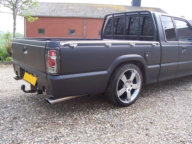 Mazda B2000 "solgt" billede 5