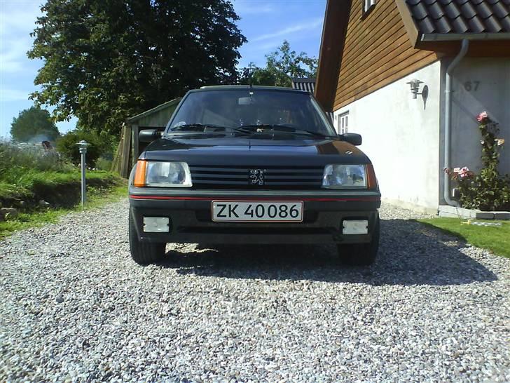 Peugeot 205 GTI solgt billede 1