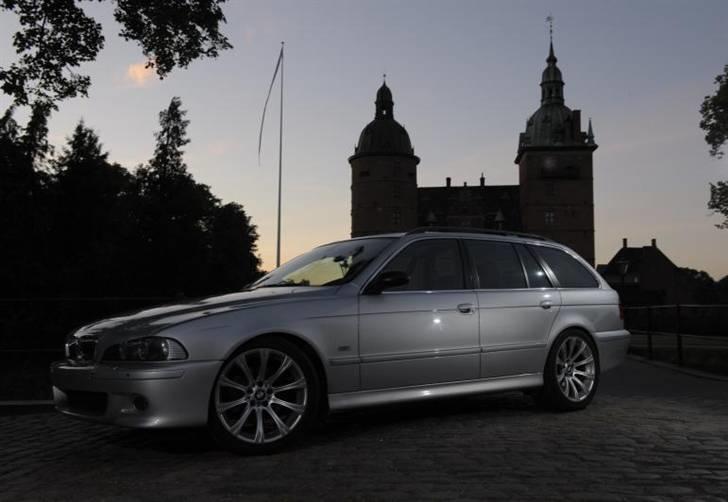 BMW E39 530d touring *solgt* billede 1